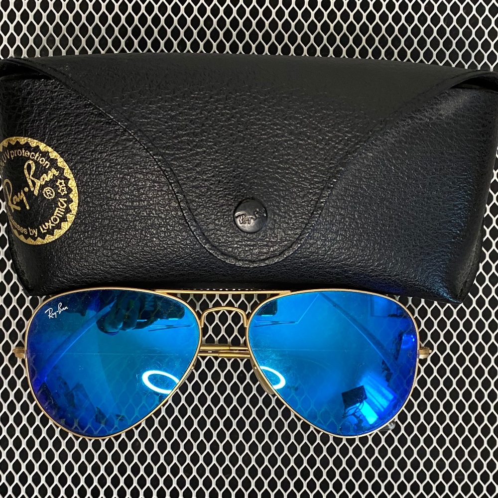 Authentic Ray-Ban Large Aviator Blue Mirrored Sunglasses Used